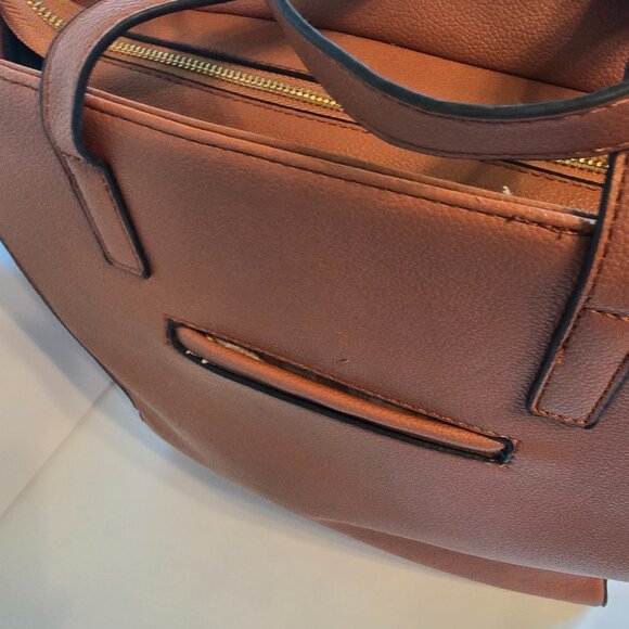 London Fog Large Woven Tote Crossbody Bag w/Pockets Brown/Tan Excellent Cond - Picture 4 of 10